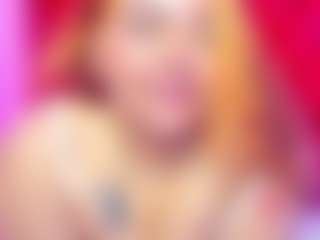 Live cam show with SunnyHoney - Oil on SpankPalCams