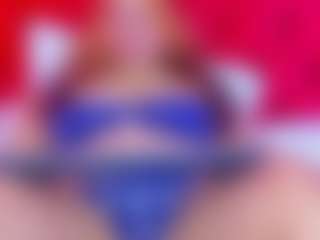 Live cam show with SunnyHoney - Bikini on CamwithHer