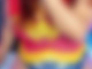 Live-Cam-Show mit SunnyHoney - Brown Hair auf Camsoda