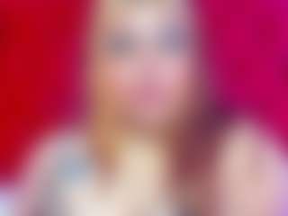 Live cam show with SunnyHoney - Amateur Curvy on livesuperchat.net