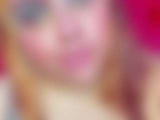 Live cam show with SunnyHoney - Oil on livesuperchat.net