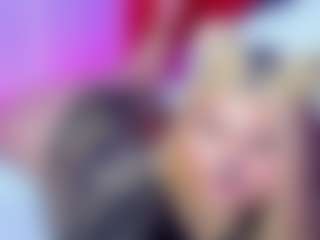 Live cam show with SunnyHoney - Athletic Shaved Pussy on TeamSkeetLive