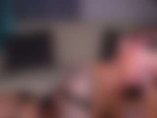 Your-NaughtyTrans's Live Sex Cam Show