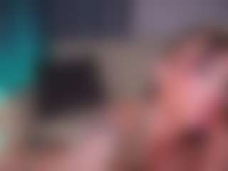 Live cam show with Your-NaughtyTrans - Gray Eyes on AdultVida.com