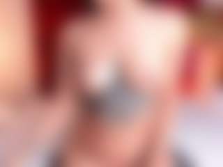 AriadnnaHolt's Live Sex Cam Show