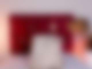 AriadnnaHolt's Live Sex Cam Show