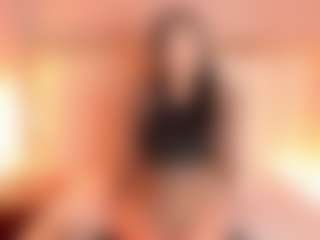 Live cam show with AriadnnaHolt - Joi on livesuperchat.net
