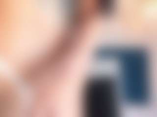 Live cam show with AriadnnaHolt - Joi on sexylive.show