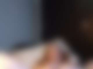 Spettacolo in cam dal vivo con EroticCol - Mobile su Camsoda
