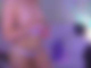 Live cam show with FireFoxxxxy - Thin on hrnylive.com