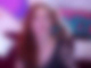 Live cam show with FireFoxxxxy - Red Hair on Camsoda