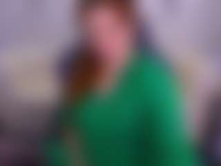 Live cam show with FireFoxxxxy - Thin on intimatelivegirls.com