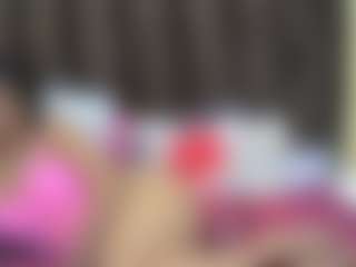 hotbabe35's Live Sex Cam Show