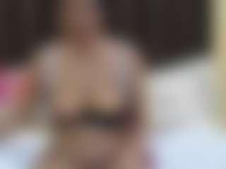 hotbabe35's Live Sex Cam Show