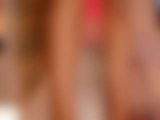 Live cam show with LaColorinaa - Orgasm on Camsoda
