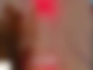 Live cam show with LaColorinaa - Brown Eyes on Camsoda