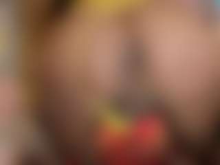 Live cam show with LaColorinaa - Black Hair on Camsoda