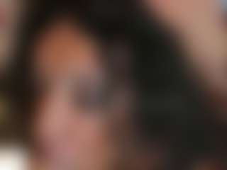 Live cam show with LaColorinaa - Orgasm on sexylive.show
