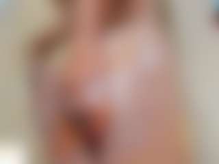 Live cam show with LaColorinaa - No Drinking on Uber Horny