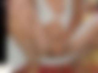Live cam show with LaColorinaa - Tease on Camsoda