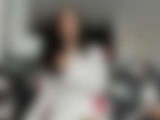 Live cam show with LaylaSia - Tiny Tits on AdultVida.com