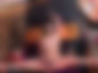 Live cam show with lexxy-luu - Spank on madthumbs