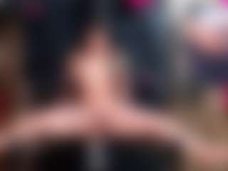 lexxy-luu's Live Sex Cam Show