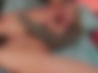 Live cam show with Chasey - Wife on TastyBlacksLive