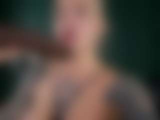 Live cam show with Chasey - White Big Ass on liverealitysex.com