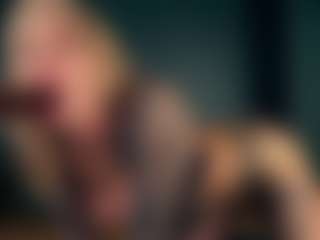 Live cam show with Chasey - Sexy on Fling VIP Chat