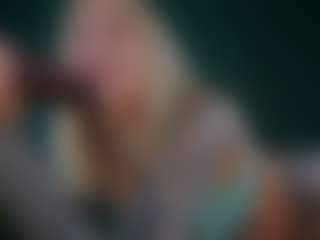 Live cam show with Chasey - Moaning on Fling VIP Chat