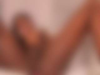 Live cam show with Melissa - Gray Eyes on liverealitysex.com
