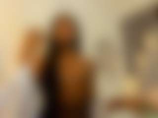 Live cam show with Melissa - Small Tits on Mixed Magazine Live