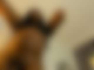 Live cam show with Melissa - Teen (18+) on Chatstar