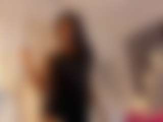 Live cam show with Melissa - Small Tits on https://playwithruby.com