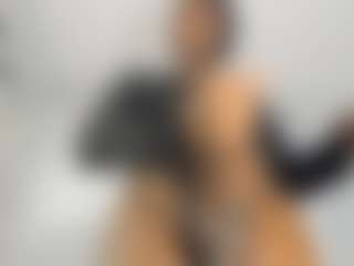 Live cam show with Melissa - Small Tits on livesuperchat.net