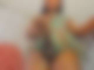 Live cam show with Melissa - Colombia on CamClone