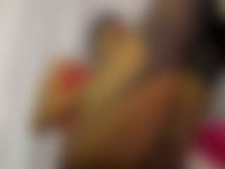 Live cam show with Melissa - Gray Eyes on Camsoda