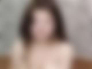 Live cam show with Camille - Brown Hair on Gym Cam Girls