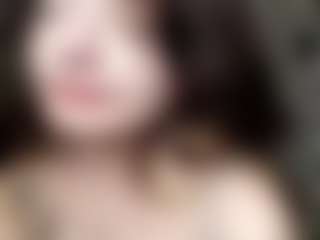 Live cam show with Camille - Facial on justonemore.cc