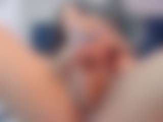 Live cam show with tokioshuang - Fingers on Mixed Magazine Live