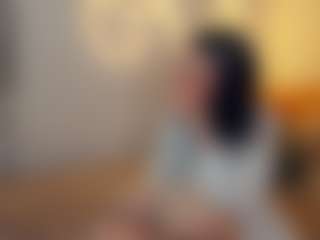 Live cam show with AlissaPerrodin - Spanking on milfzrlive.com