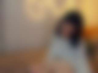 Live cam show with AlissaPerrodin - Spanking on Cam Slut