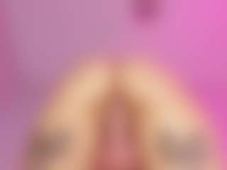 Live cam show with bansheescreams - BBW on livesuperchat.net
