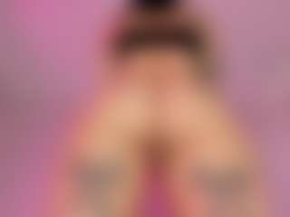 Live cam show with bansheescreams - Smoking on Dare Cams