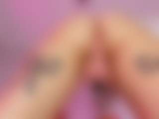 Live cam show with bansheescreams - Average on Streamer API