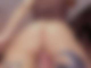 Live cam show with bansheescreams - Normal on AdultVida.com