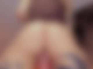 Live cam show with bansheescreams - Average on Camsoda