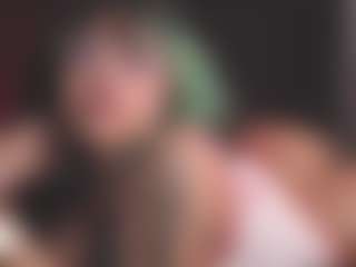 Live cam show with Luana - Brown Hair on Dare Cams