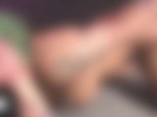 Luana's Live Sex Cam Show